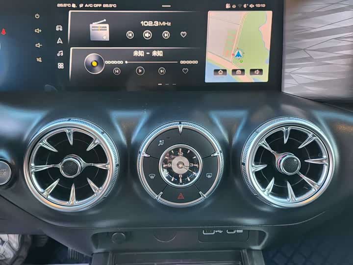 Фото 9 - Tank 300