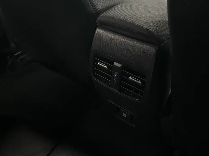 Фото 16 - Toyota Levin