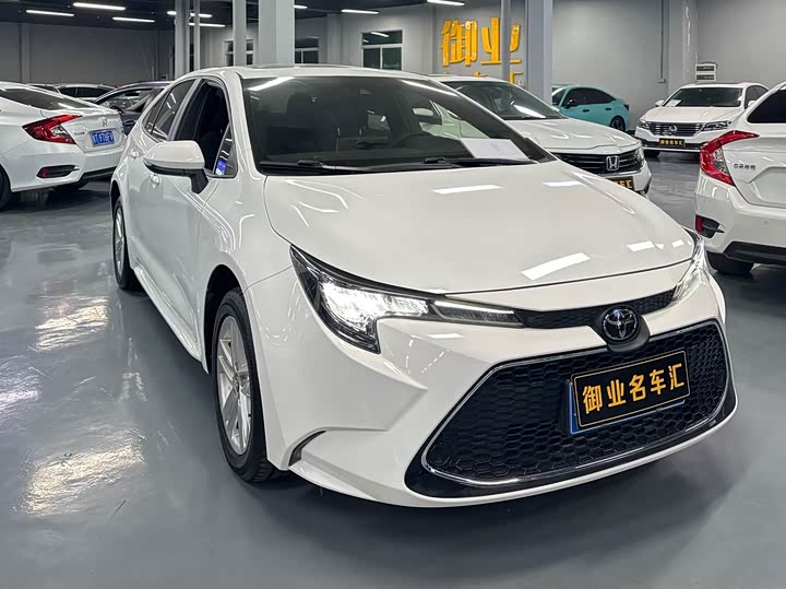 Фото 3 - Toyota Levin