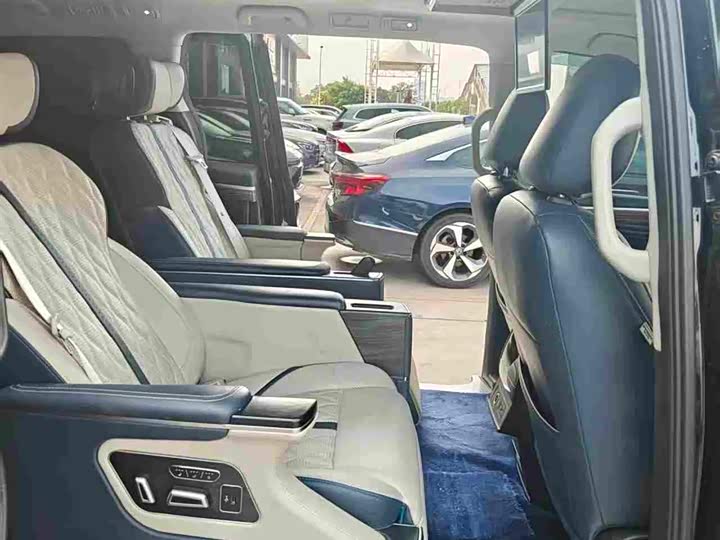 Фото 5 - GAC Trumpchi M8