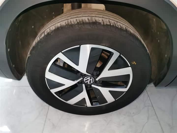 Фото 26 - Volkswagen Tayron