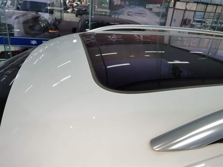 Фото 27 - Volkswagen Tayron