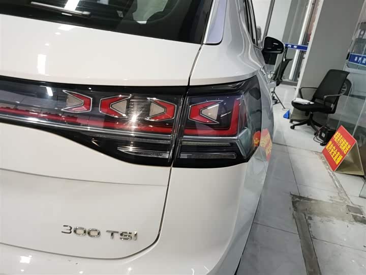 Фото 8 - Volkswagen Tayron