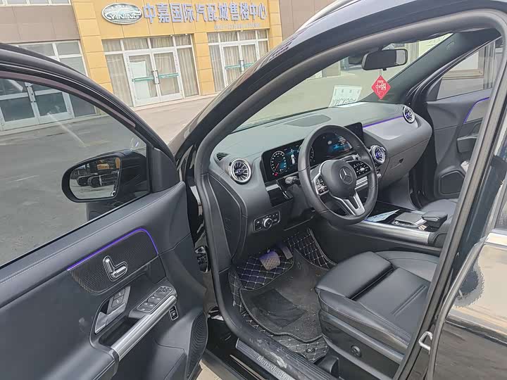 Фото 6 - Mercedes-Benz GLA-Class