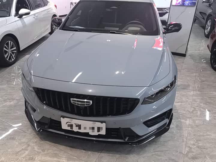 Фото 3 - Geely Preface