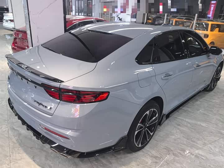 Фото 5 - Geely Preface