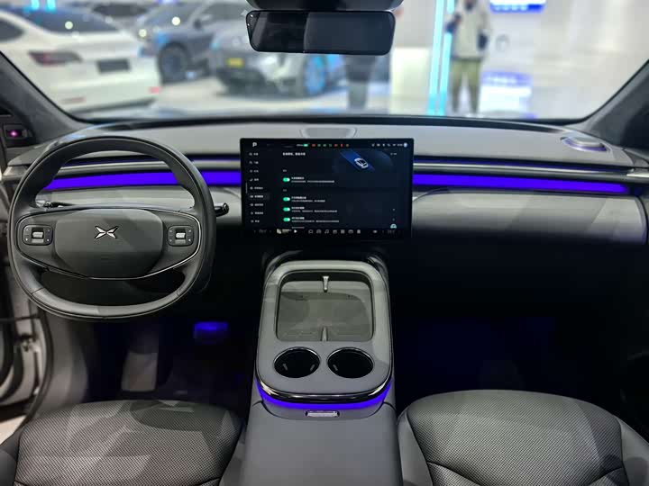 Фото 13 - XPeng G7