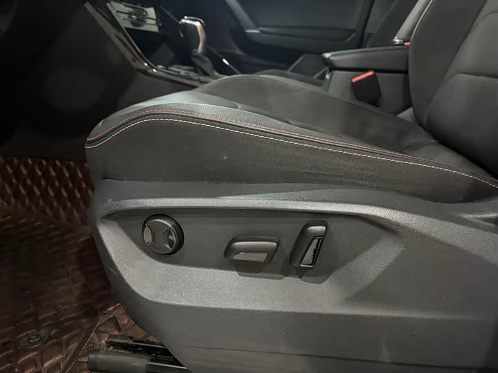 Фото 9 - Volkswagen Tayron