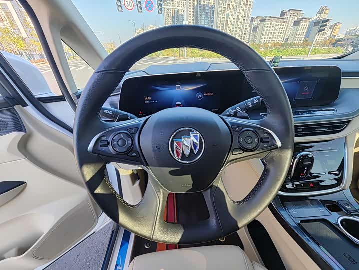 Фото 12 - Buick GL8 ES