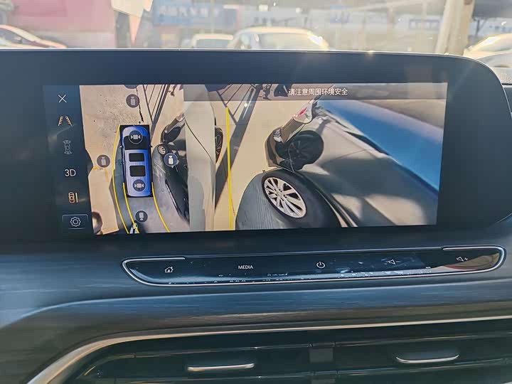 Фото 14 - Buick GL8 ES