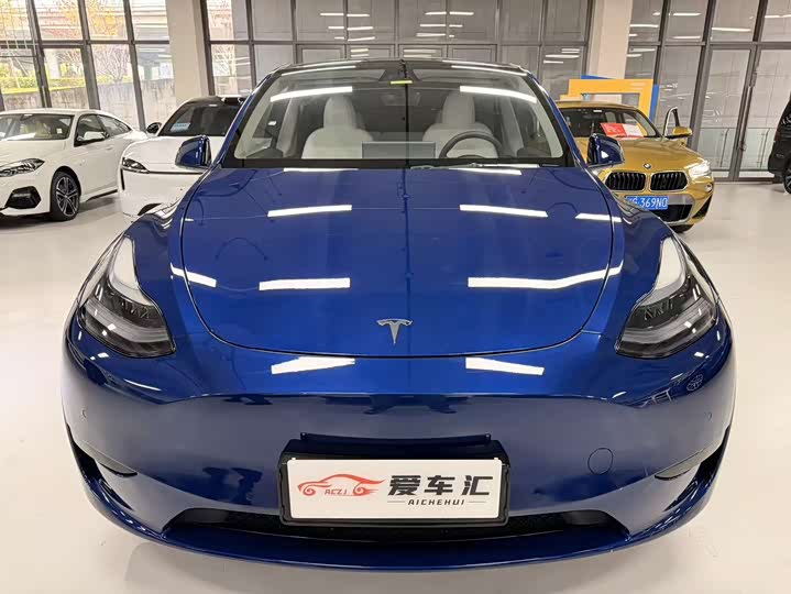 Фото 2 - Tesla Model Y