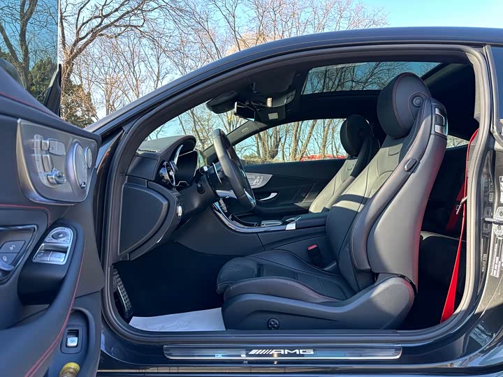 Фото 8 - Mercedes-Benz C-Class AMG