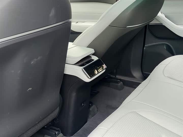 Фото 9 - Nio ES6