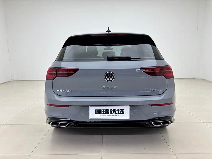 Фото 5 - Volkswagen Golf