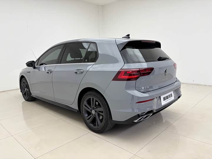 Фото 6 - Volkswagen Golf