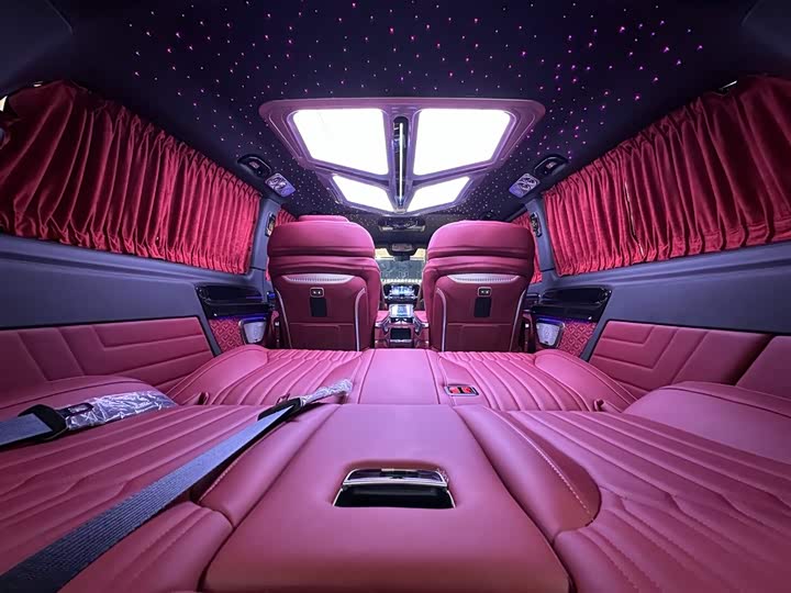 Фото 10 - Mercedes-Benz Vito