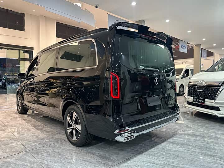 Фото 12 - Mercedes-Benz Vito