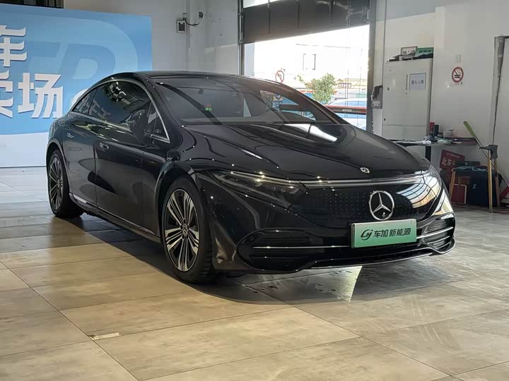 Фото 3 - Mercedes-Benz EQS