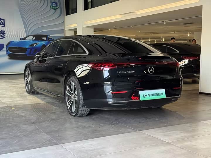 Фото 9 - Mercedes-Benz EQS