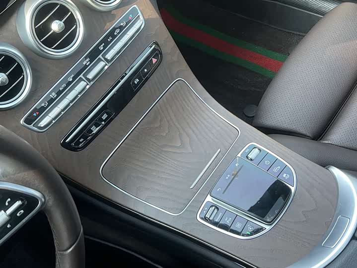 Фото 13 - Mercedes-Benz GLC-Class