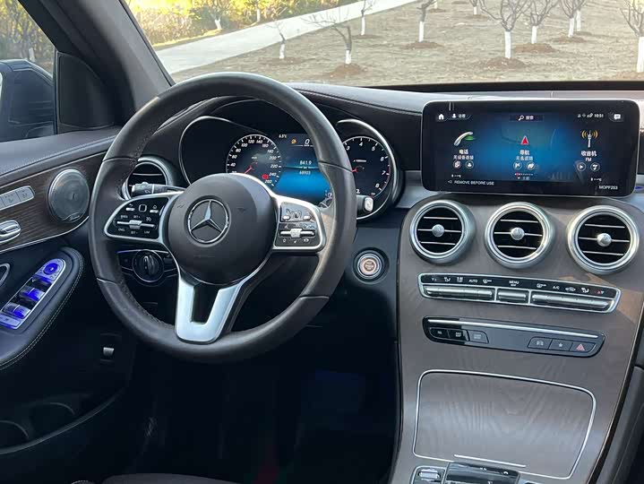 Фото 16 - Mercedes-Benz GLC-Class