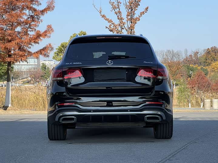 Фото 22 - Mercedes-Benz GLC-Class