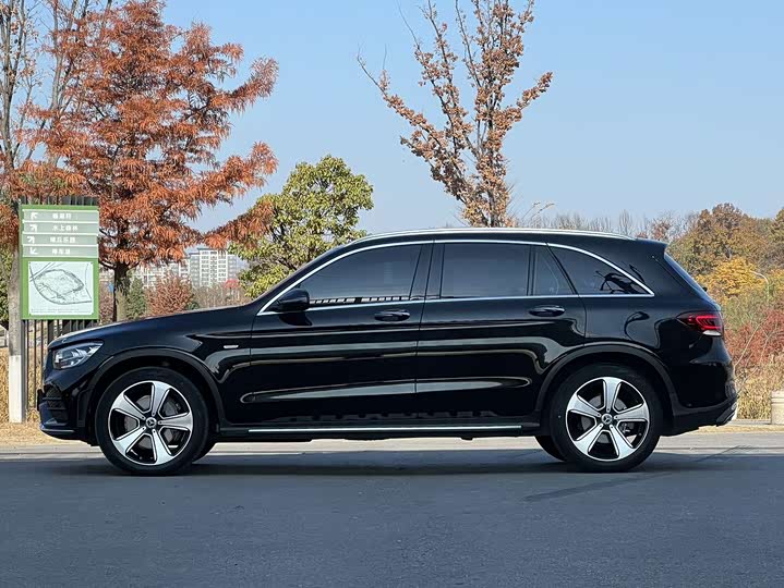 Фото 5 - Mercedes-Benz GLC-Class