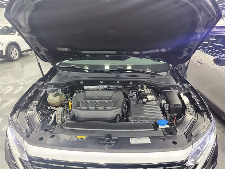 Фото 20 - Volkswagen Passat