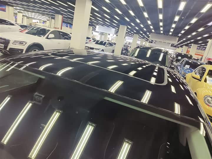 Фото 27 - Volkswagen Passat