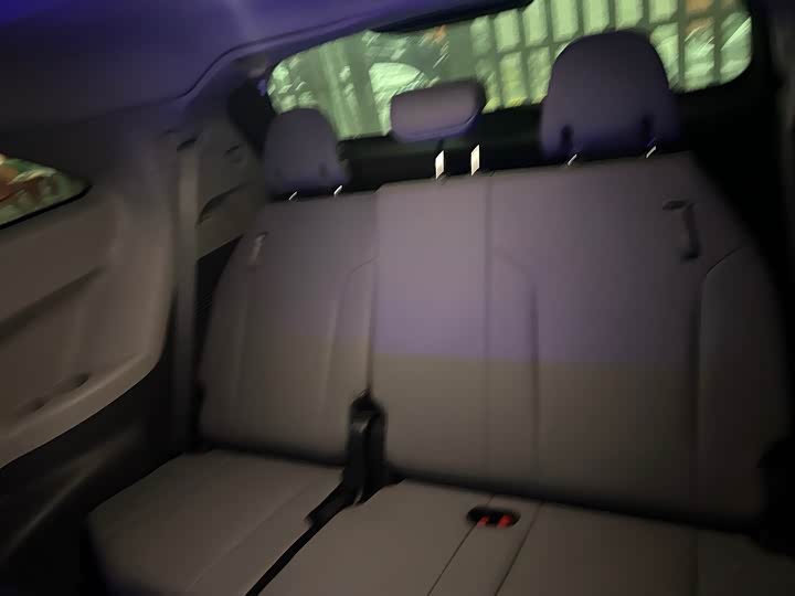 Фото 10 - Toyota Granvia