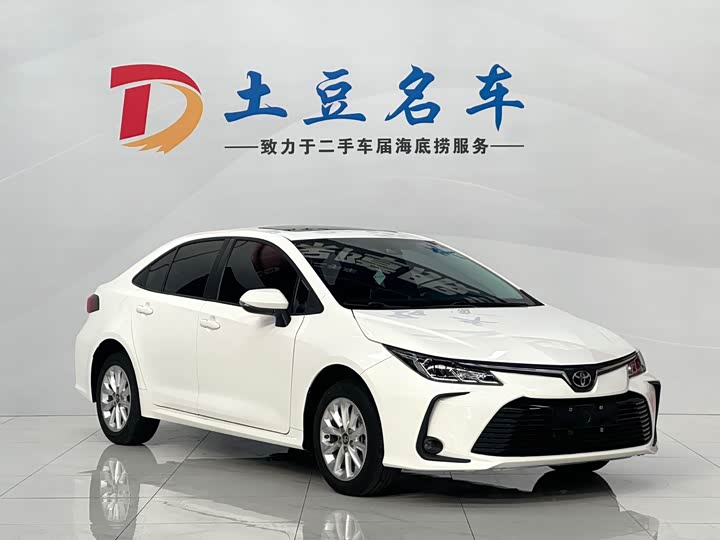 Фото 3 - Toyota Corolla