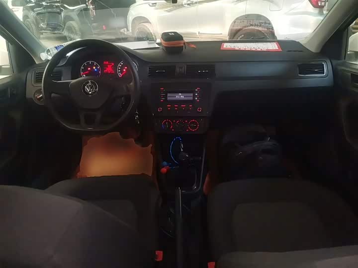 Фото 10 - Volkswagen Santana