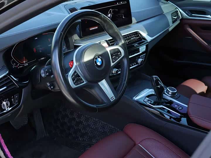 Фото 8 - BMW 5 Series