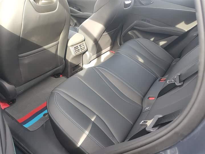 Фото 14 - BYD Seal 06 Hybrid/EV