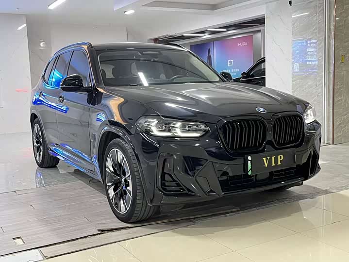 Фото 3 - BMW iX3