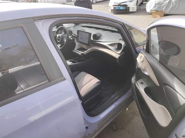 Фото 20 - BYD Dolphin