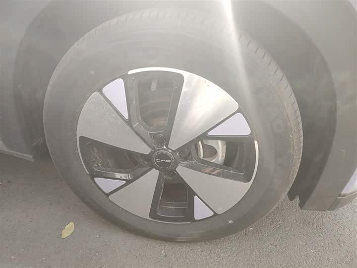 Фото 31 - BYD Dolphin