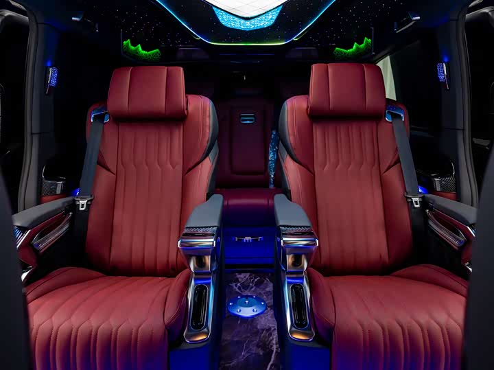 Фото 16 - Mercedes-Benz Vito