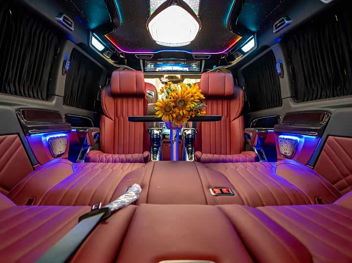 Фото 18 - Mercedes-Benz Vito