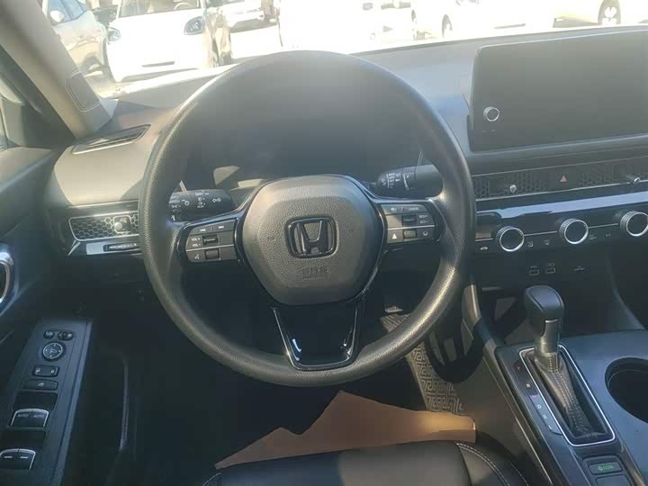 Фото 11 - Honda Civic