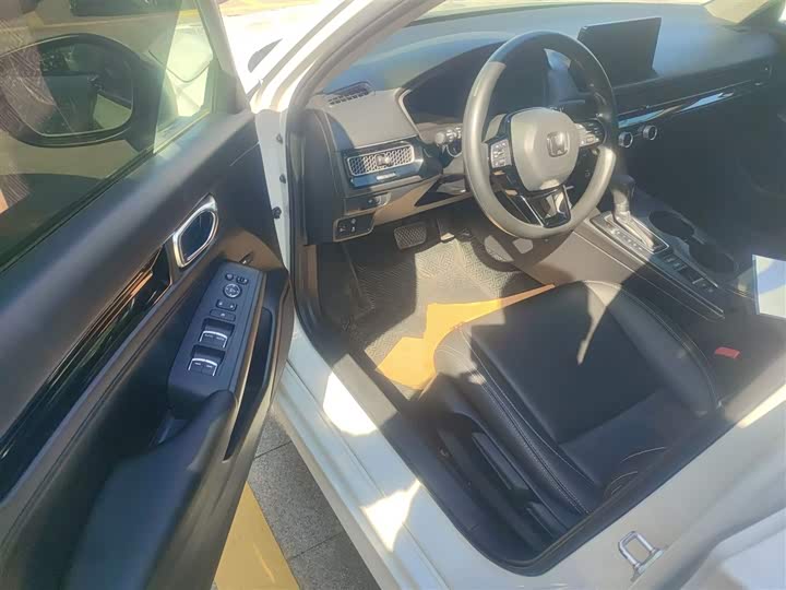 Фото 16 - Honda Civic