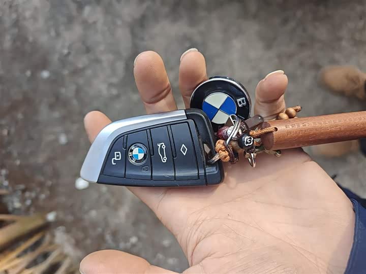 Фото 12 - BMW 3 Series