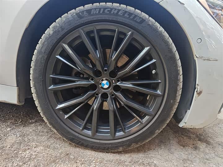 Фото 31 - BMW 3 Series