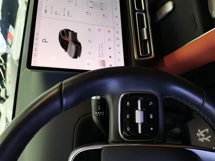 Фото 14 - LiXiang L7