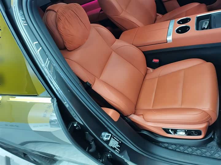 Фото 25 - LiXiang L7