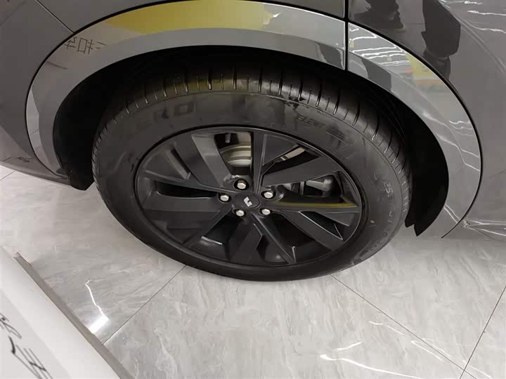 Фото 26 - LiXiang L7