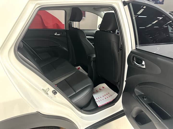 Фото 14 - Kia KX1