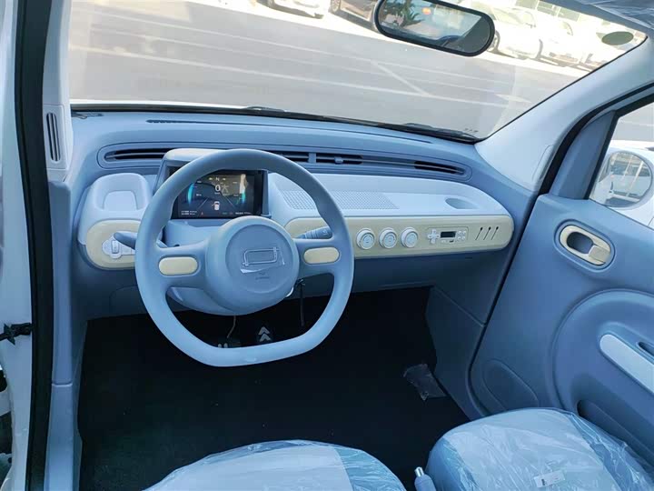 Фото 10 - Bestune Pony