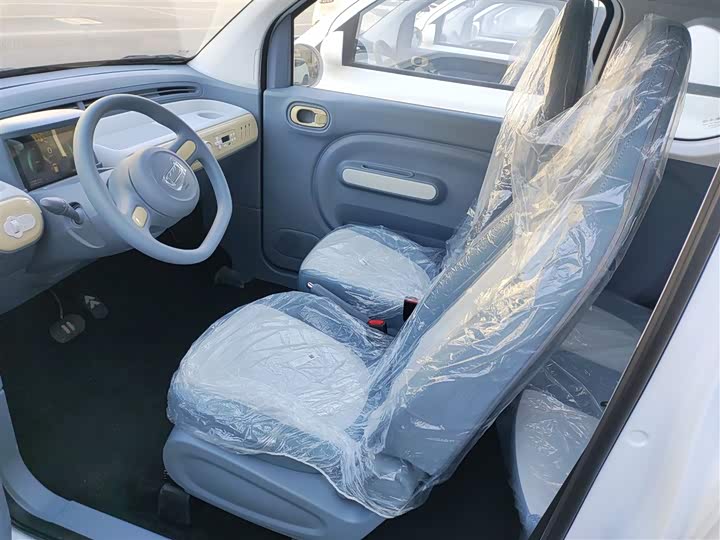 Фото 15 - Bestune Pony