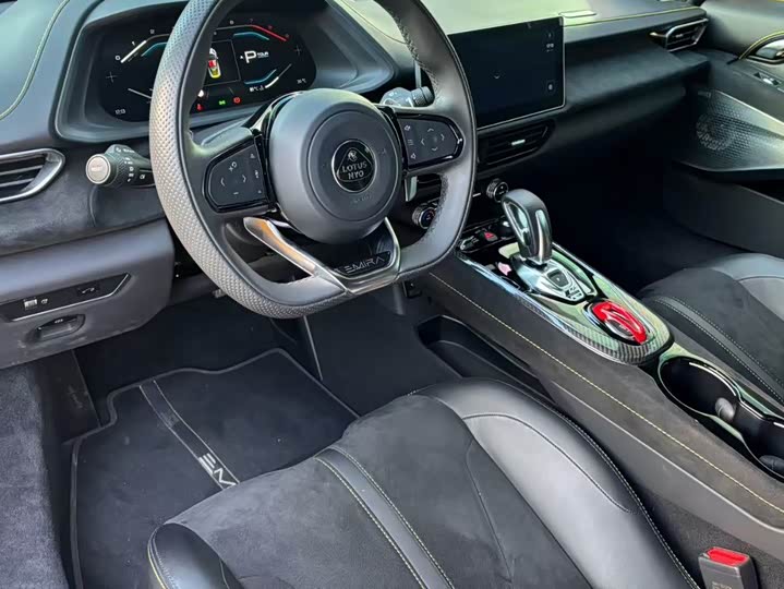 Фото 7 - Lotus Emira